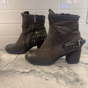 A.S.98 Distressed Leather Gray Ankle Boots with Studded Strap